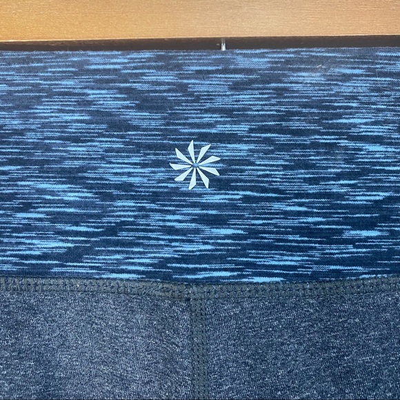 Athleta Splits Revelation Capri XS - Picture 4 of 10